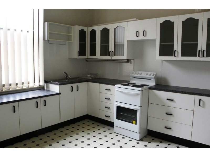 1/114 Boorowa Street, Young NSW 2594