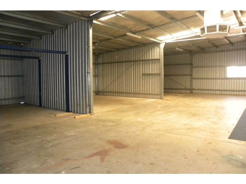 110 Bourkes Lane Lane, Young NSW 2594