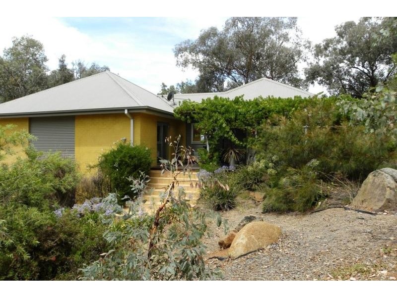 129 Wickham Lane, Young NSW 2594