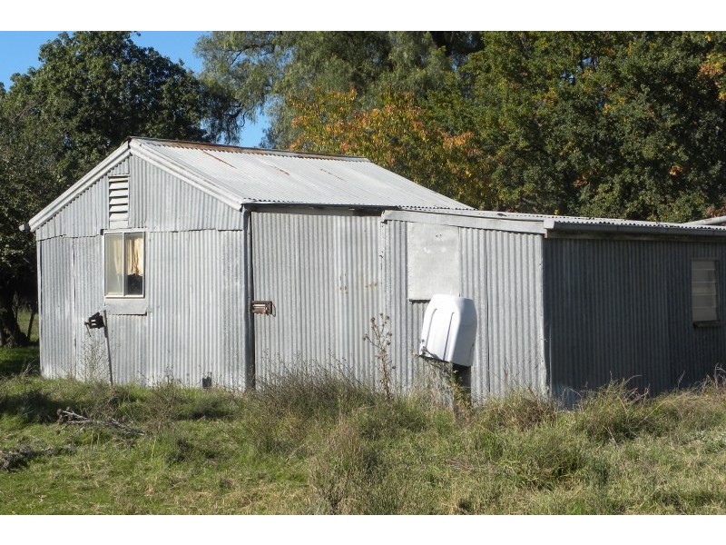 20  Telegraph Road, Young NSW 2594