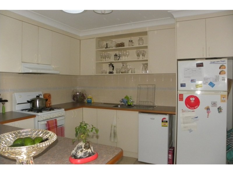 130 William Street, Young NSW 2594