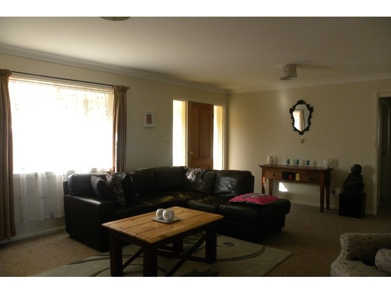 130 William Street, Young NSW 2594