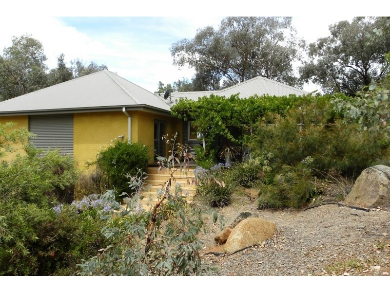 129 Wickham Lane, Young NSW 2594