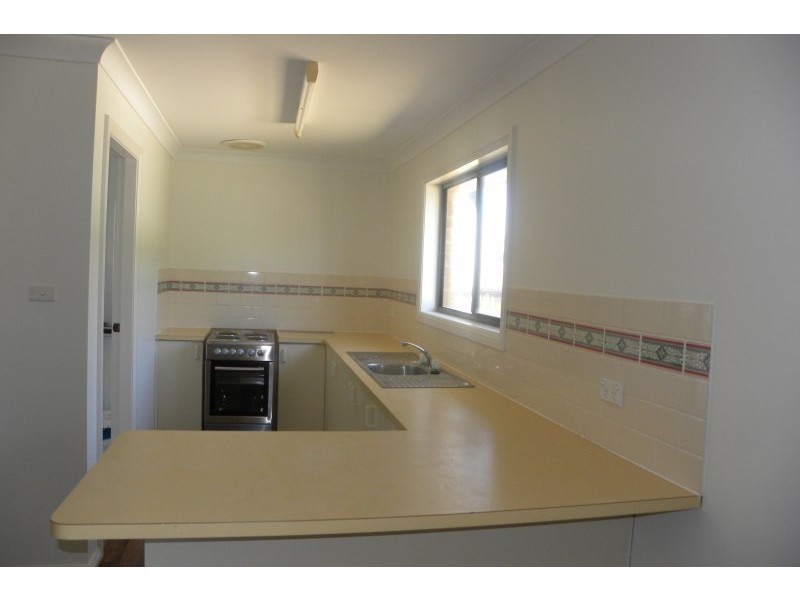 122 Nasmyth Street, Young NSW 2594