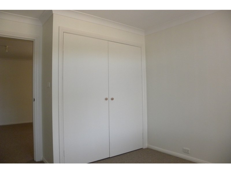 122 Nasmyth Street, Young NSW 2594