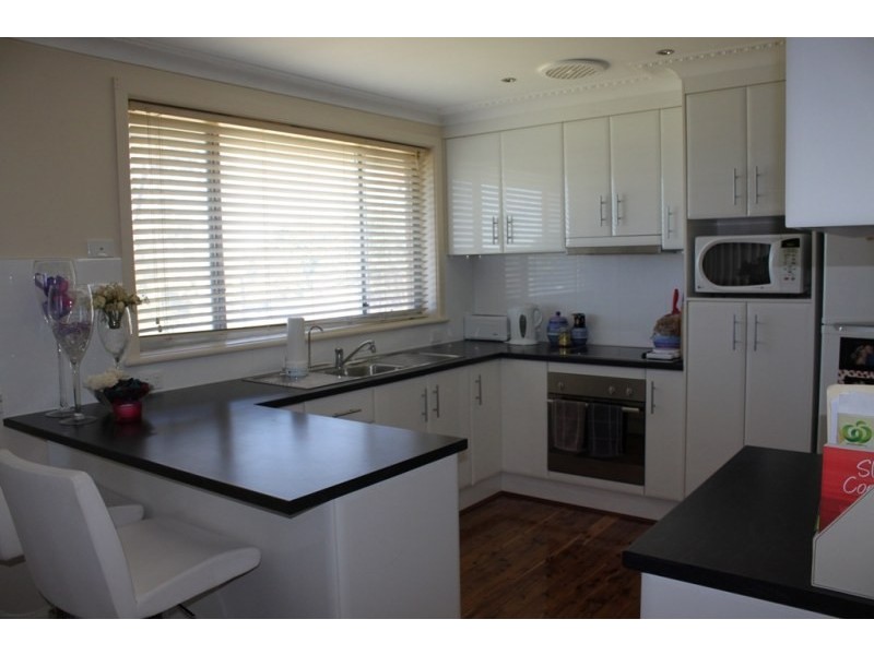 188 William Street, Young NSW 2594