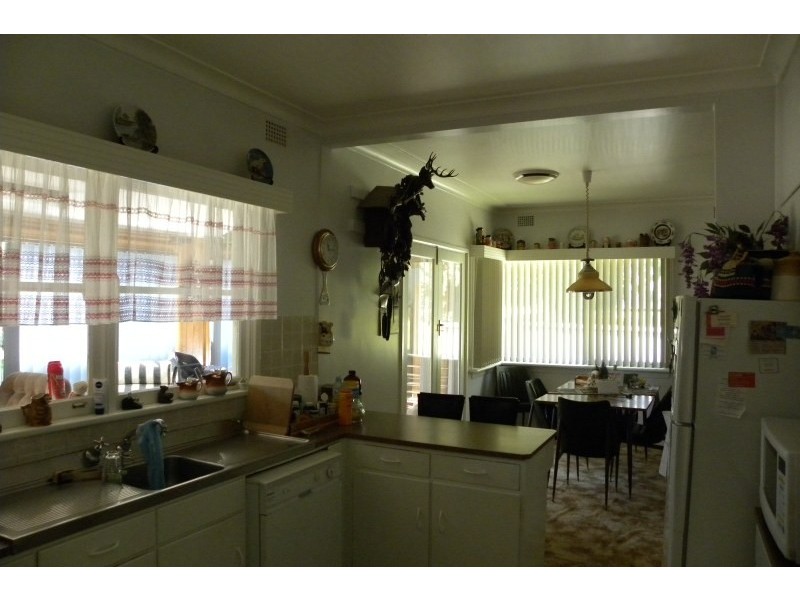 45 Nasmyth Street, Young NSW 2594