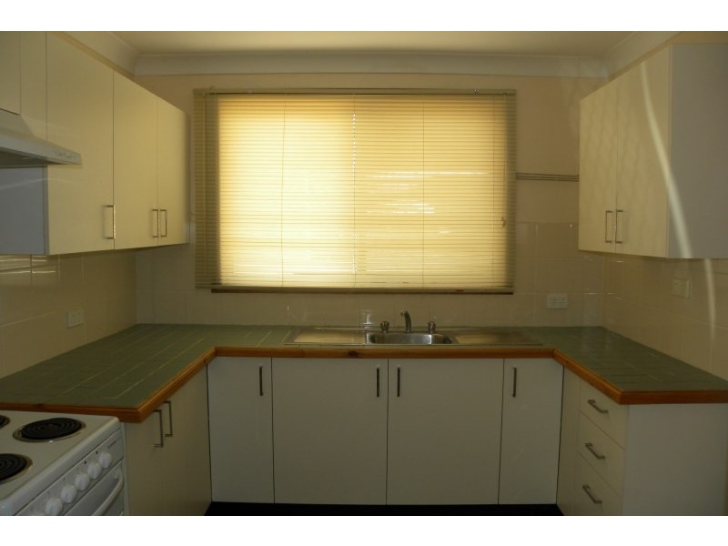 5/5 Calabash, Young NSW 2594