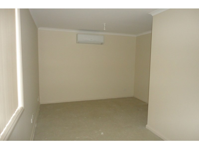 6 Calabash Street, Young NSW 2594