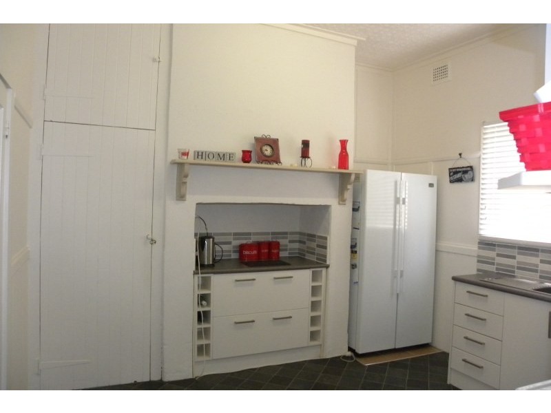 116 William Street, Young NSW 2594