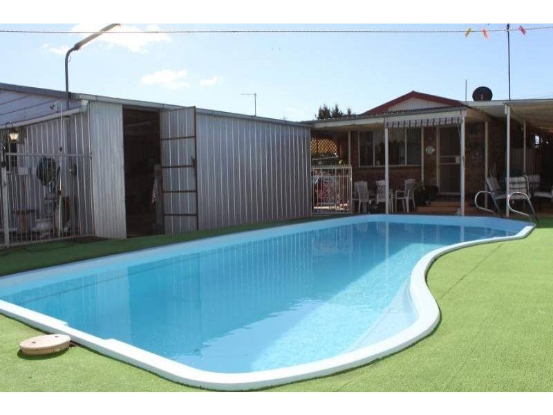 92 Binalong Street, Harden NSW 2587