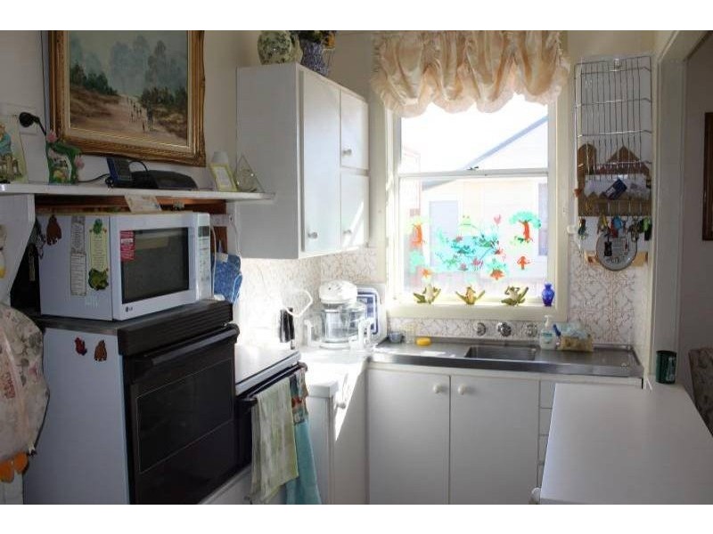 92 Binalong Street, Harden NSW 2587