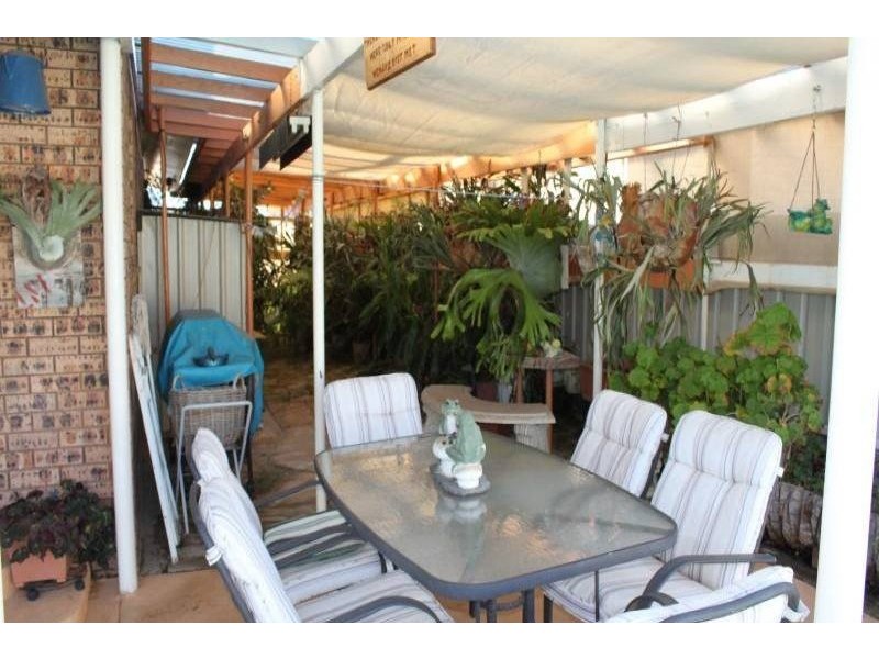 92 Binalong Street, Harden NSW 2587