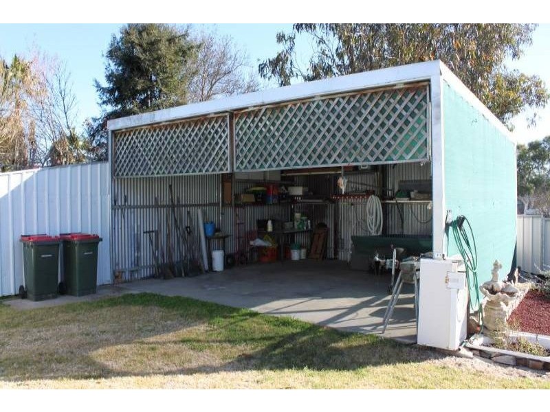 92 Binalong Street, Harden NSW 2587