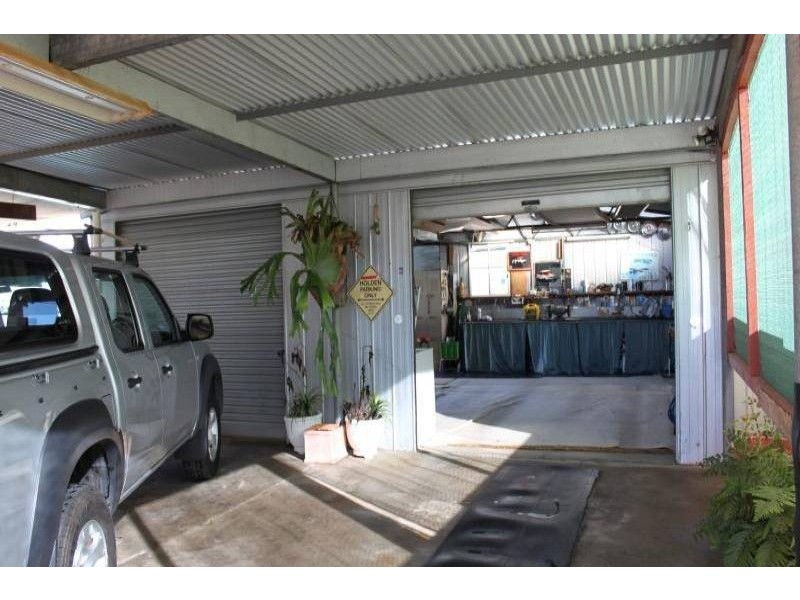 92 Binalong Street, Harden NSW 2587