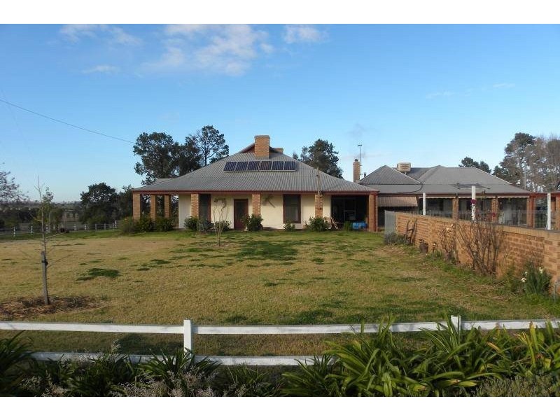 2700 Tubbul Road, Young NSW 2594