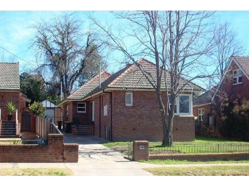 43 Wombat Street, Young NSW 2594