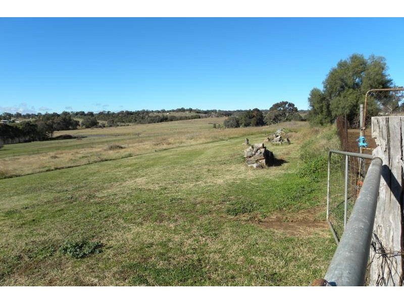 2288 Kingsvale Road, Young NSW 2594