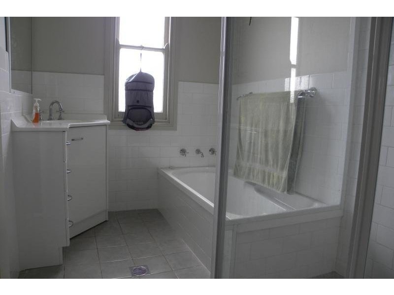 2 Stoneridge Street, Young NSW 2594