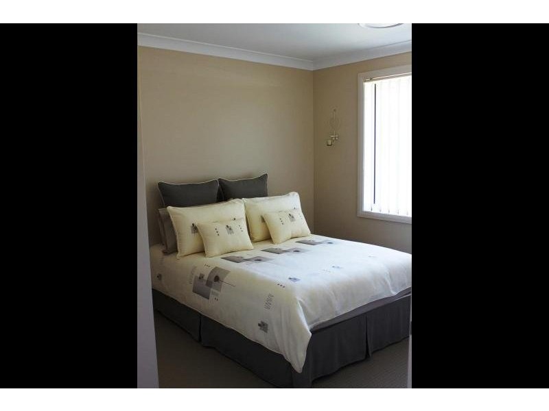 7 Garland Place, Young NSW 2594
