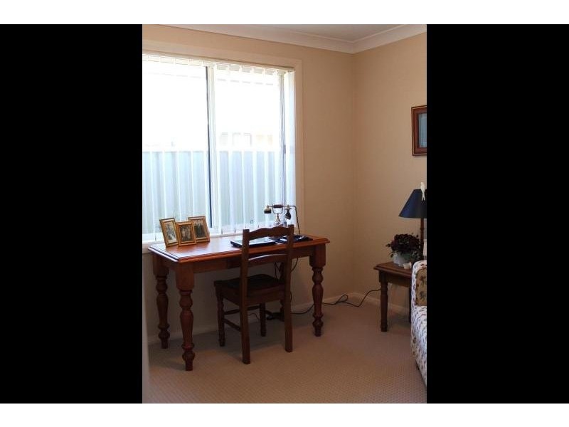 7 Garland Place, Young NSW 2594