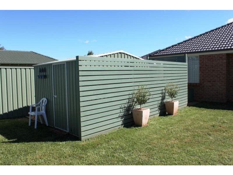 7 Garland Place, Young NSW 2594
