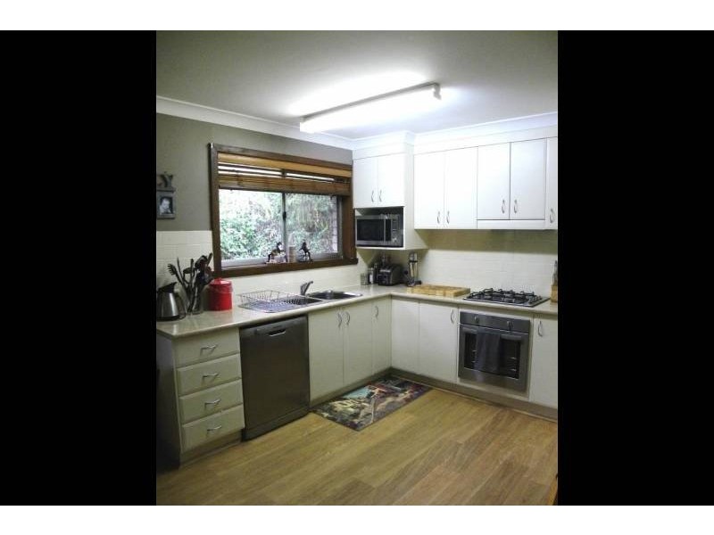 13 Dwyer Drive, Young NSW 2594