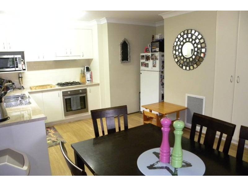 13 Dwyer Drive, Young NSW 2594