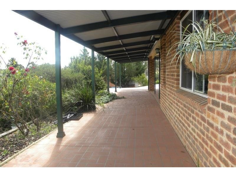 3/69 Backett Avenue, Young NSW 2594
