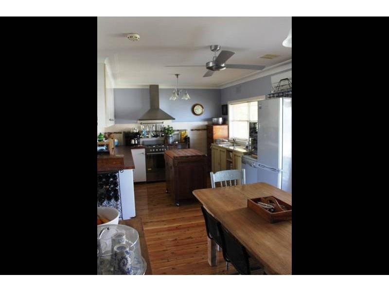 56 Nasmyth Street, Young NSW 2594