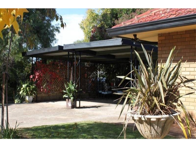 56 Nasmyth Street, Young NSW 2594