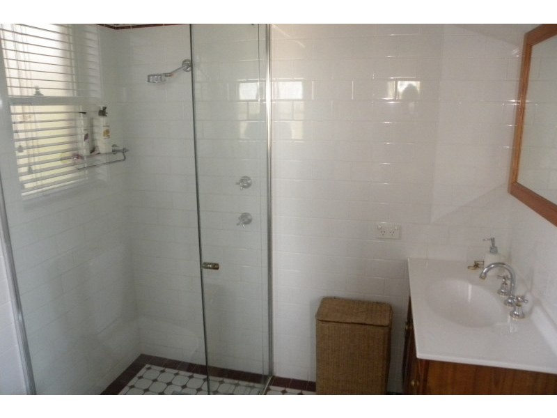 98 William Street, Young NSW 2594