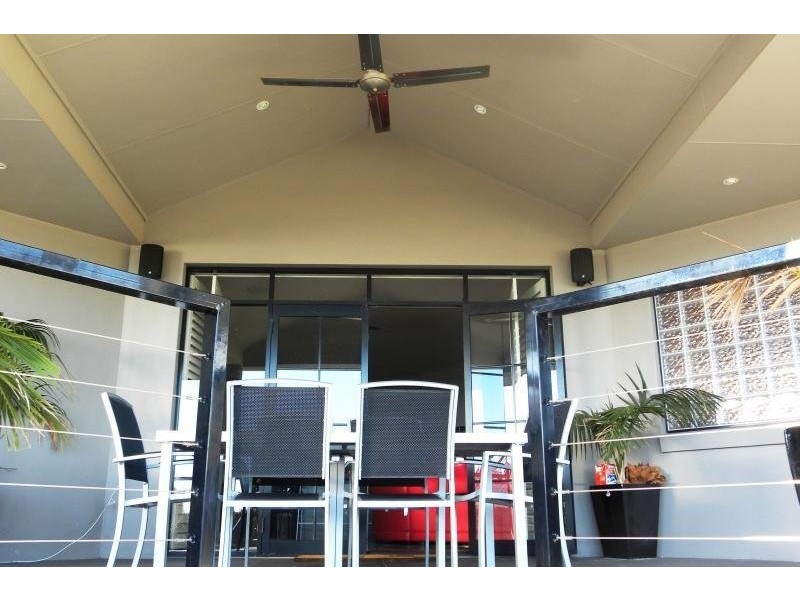 8 Gold Court, Young NSW 2594