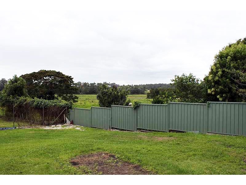 4 Tozer Street, West Kempsey NSW 2440