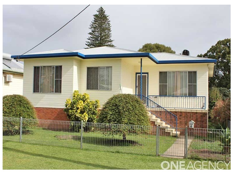 4 Russell Avenue, Smithtown NSW 2440