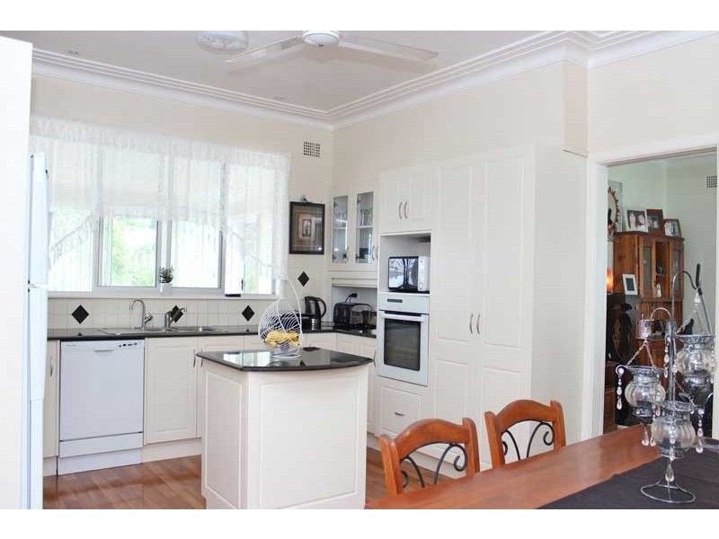 4 Russell Avenue, Smithtown NSW 2440