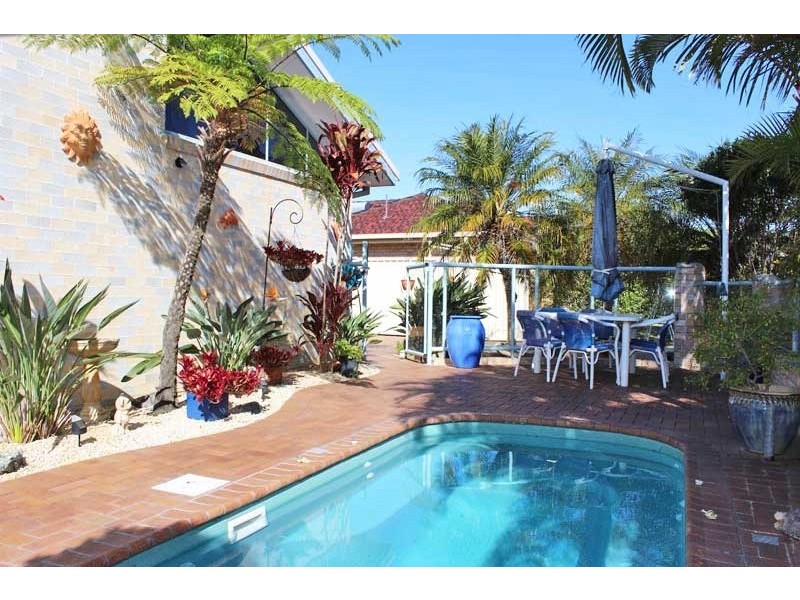 11 Fairway Place, South West Rocks NSW 2431