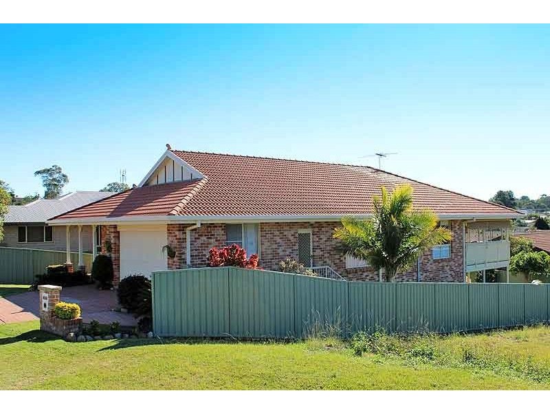 2 Leslie Place, South West Rocks NSW 2431