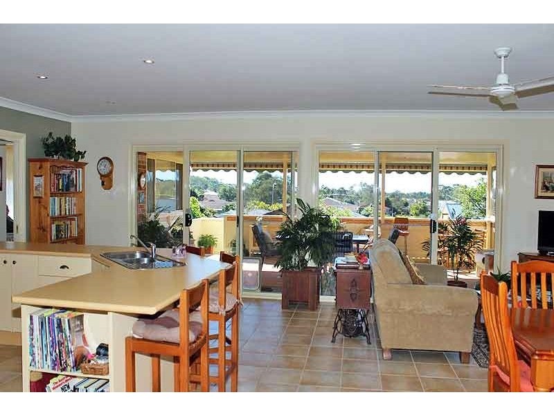 2 Leslie Place, South West Rocks NSW 2431