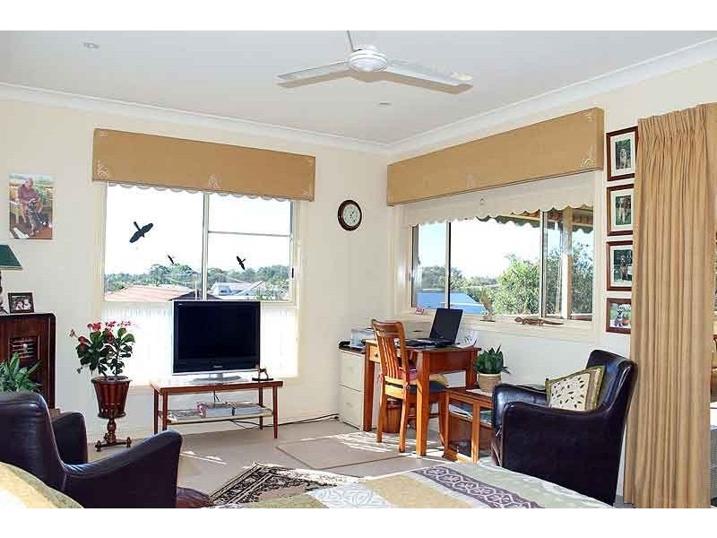 2 Leslie Place, South West Rocks NSW 2431