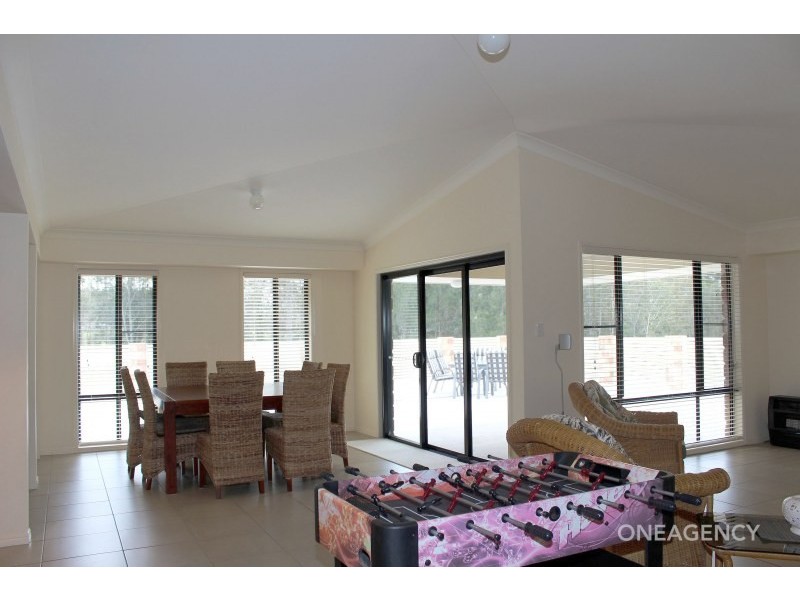 130 Neville Morton Drive, Crescent Head NSW 2440