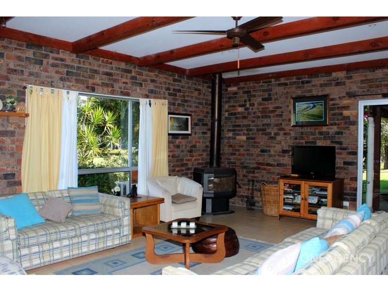 797 Armidale Road, Skillion Flat NSW 2440