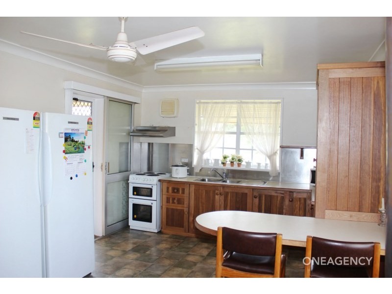 36 Marsh Street, West Kempsey NSW 2440