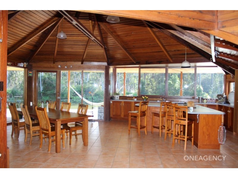 988 Beranghi Road, Crescent Head NSW 2440