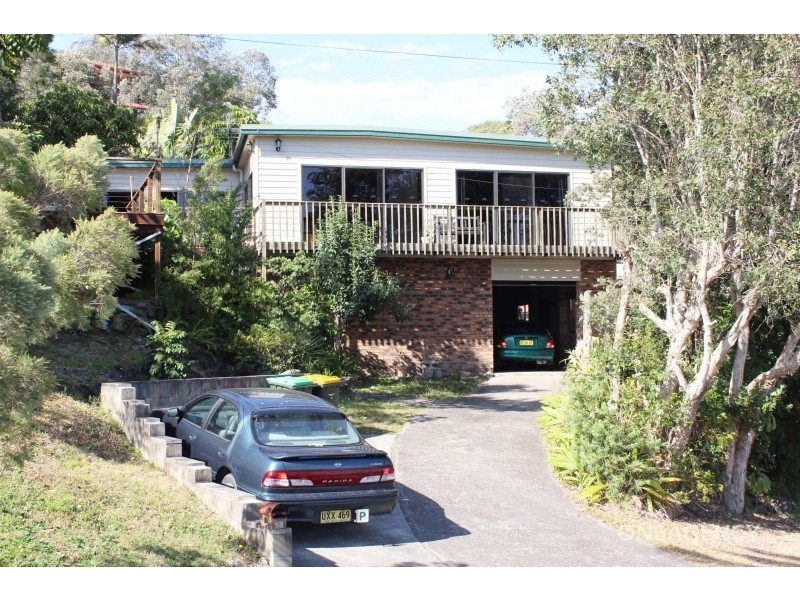18 Noongah Terrace, Crescent Head NSW 2440