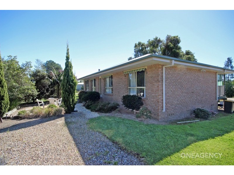 5 Giblin Place, Dondingalong NSW 2440