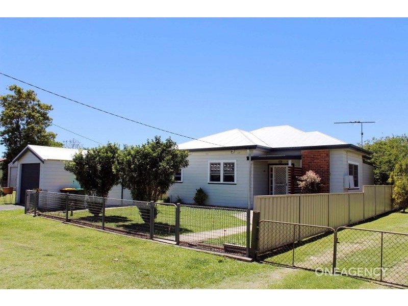 17 Russell Avenue, Smithtown NSW 2440