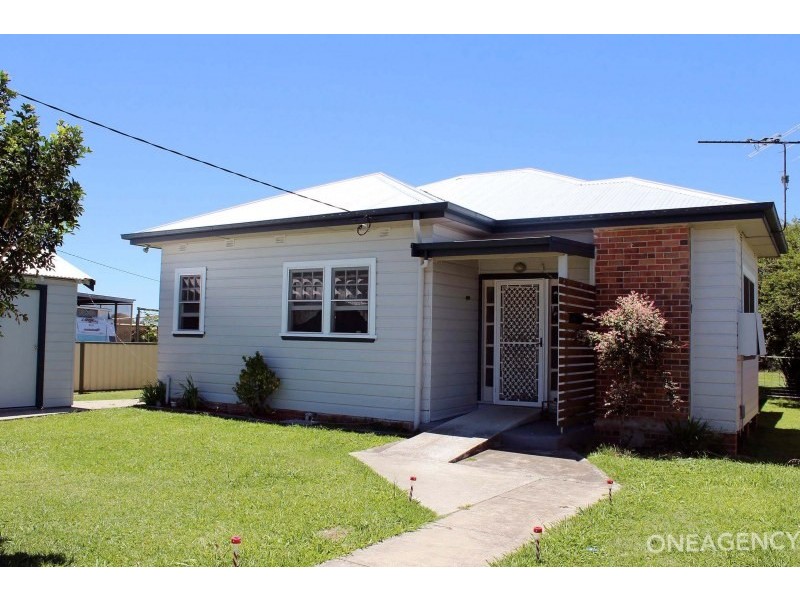 17 Russell Avenue, Smithtown NSW 2440