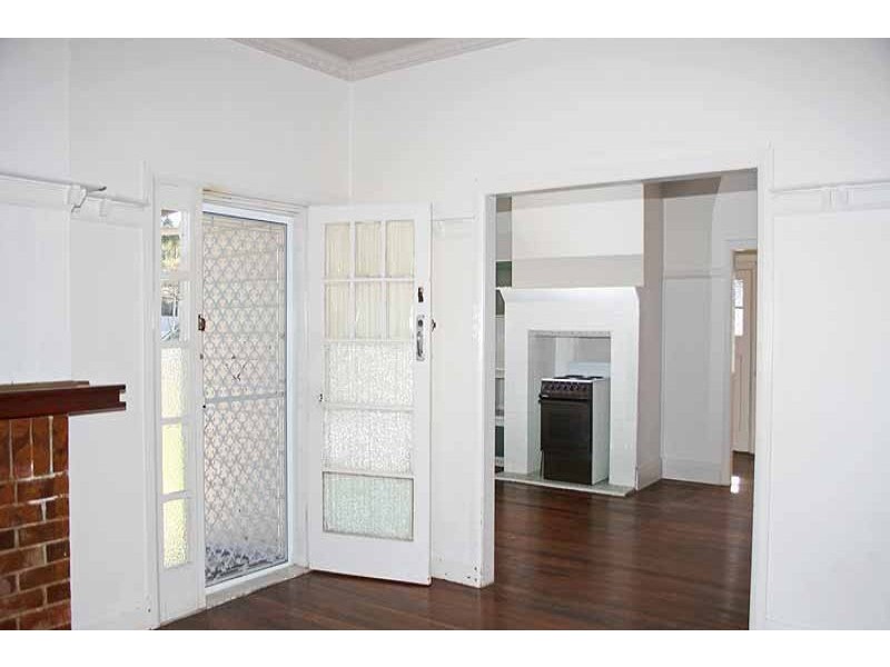 17 Russell Avenue, Smithtown NSW 2440