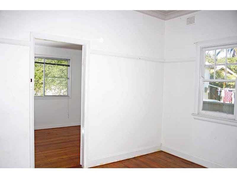 17 Russell Avenue, Smithtown NSW 2440